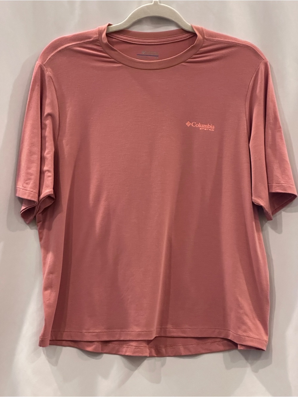 Columbia PFG Graphic Tee in Pink